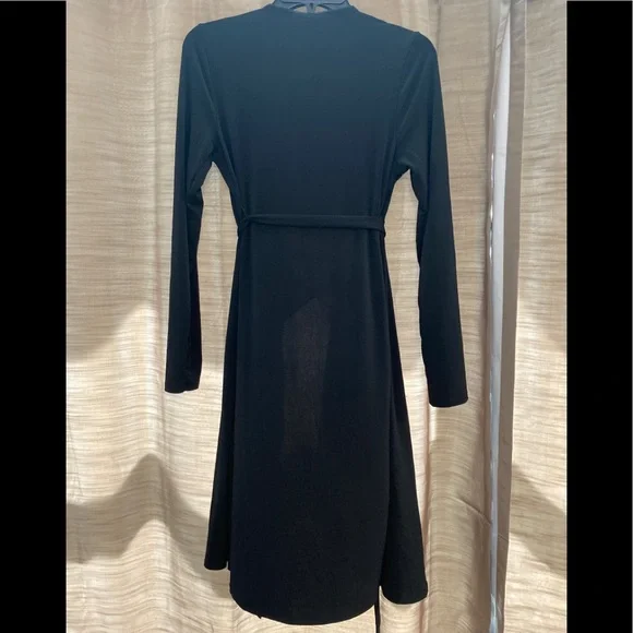 Liz Lange Maternity Wrap Dress Small - Picture 5 of 5